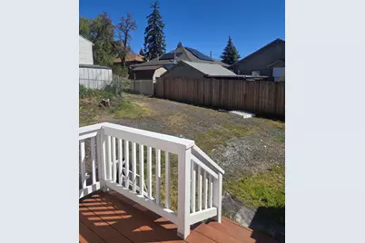1210 Lincoln Street, Klamath Falls, OR 97601 - Photo 17