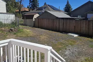 1210 Lincoln St, Klamath Falls, OR 97601 - Photo 17