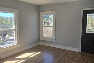 1210 Lincoln St, Klamath Falls, OR 97601 - Photo 3