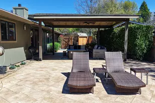 2424 Pembroke Cir, Medford, OR 97504 - Photo 43