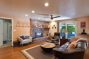 2424 Pembroke Cir, Medford, OR 97504 - Photo 13