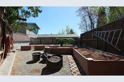 2424 Pembroke Circle, Medford, OR 97504 - Photo 55