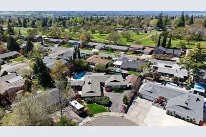 2424 Pembroke Circle, Medford, OR 97504 - Photo 63