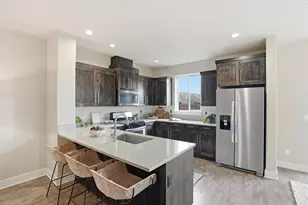 63148 NE Hadley Pl, Bend, OR 97701 - Photo 7