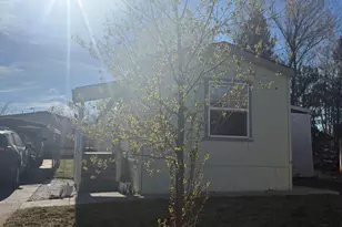 1515 NW Fir Ave, Redmond, OR 97756 - Photo 1