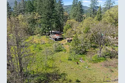 189 Finch Road, Kerby, OR 97531 - Photo 19