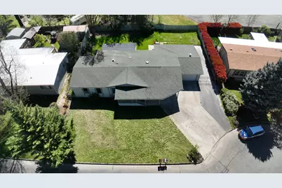 401 Bayard Drive, Grants Pass, OR 97527 - Photo 31