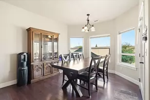 729 Amhurst Way, Medford, OR 97504 - Photo 7