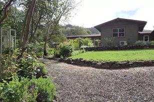 9449 Wagner Creek Rd, Talent, OR 97540 - Photo 3