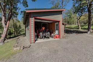 9449 Wagner Creek Rd, Talent, OR 97540 - Photo 39