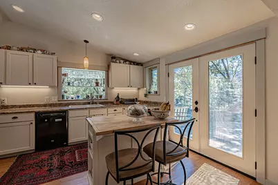 9449 Wagner Creek Road, Talent, OR 97540 - Photo 17