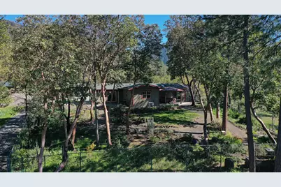 9449 Wagner Creek Road, Talent, OR 97540 - Photo 47