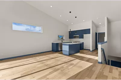 12 SW Roosevelt Avenue, Bend, OR 97702 - Photo 5