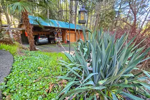 1449 Queen of Bronze Rd, Cave Junction, OR 97523 - Photo 45