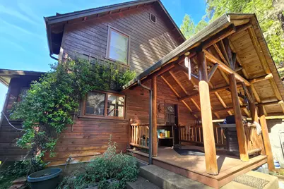 1449 Queen Of Bronze Road, Cave Junction, OR 97523 - Photo 9