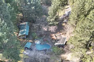 1449 Queen of Bronze Rd, Cave Junction, OR 97523 - Photo 41