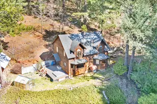 1449 Queen of Bronze Rd, Cave Junction, OR 97523 - Photo 85