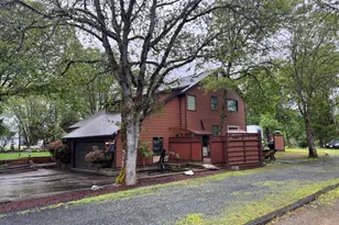 255 Barker Dr, Merlin, OR 97532 - Photo 45