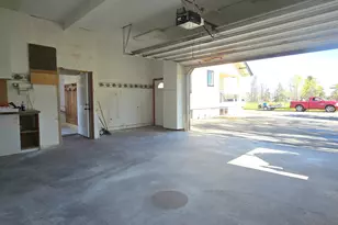 939 N Alameda Ave, Klamath Falls, OR 97601 - Photo 51