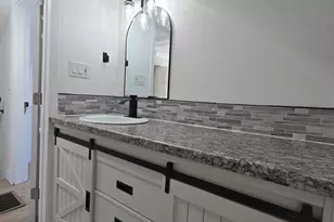 939 N Alameda Ave, Klamath Falls, OR 97601 - Photo 33