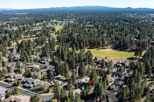 19449 Ironwood Cir, Bend, OR 97702 - Photo 41