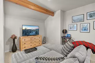 19449 Ironwood Cir, Bend, OR 97702 - Photo 31