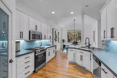 19449 Ironwood Circle, Bend, OR 97702 - Photo 13