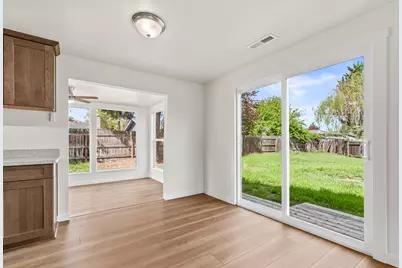 3063 Shelterwood Circle, Medford, OR 97501 - Photo 7