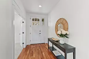 4310 Vista Pointe Dr, Medford, OR 97504 - Photo 3