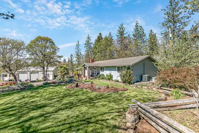 912 Mountain View Drive, Eagle Point, OR 97524 - Photo 43