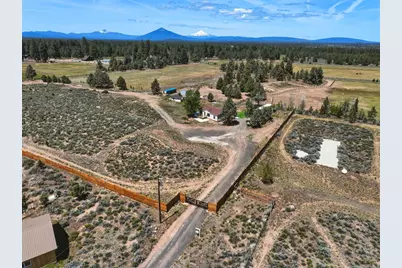 67395 Rabbitbrush Drive, Bend, OR 97703 - Photo 21