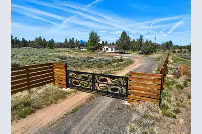 67395 Rabbitbrush Drive, Bend, OR 97703 - Photo 3