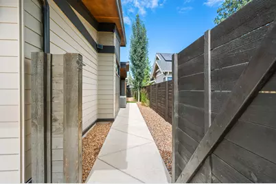 3125 NW Blodgett Way, Bend, OR 97703 - Photo 55