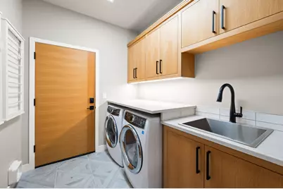 3125 NW Blodgett Way, Bend, OR 97703 - Photo 37