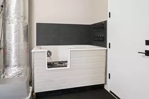 3125 NW Blodgett Wy, Bend, OR 97703 - Photo 45