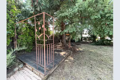 1095 Lee Roze Lane, Grants Pass, OR 97527 - Photo 7