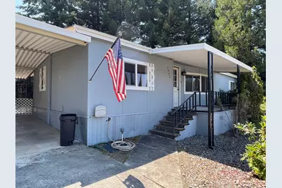 1095 Lee Roze Lane, Grants Pass, OR 97527 - Photo 1