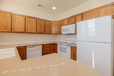 1263 NE 4th Street, Redmond, OR 97756 - Photo 13