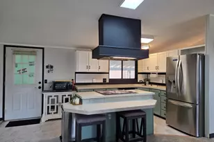 1001 SE 15th St, Bend, OR 97702 - Photo 17