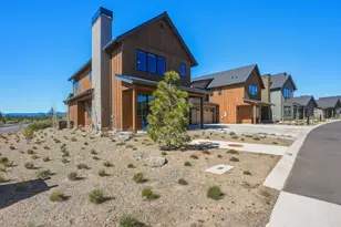 61281 McRoberts Ln, Bend, OR 97702 - Photo 49