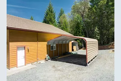 455 Dutcher Creek Road, Grants Pass, OR 97527 - Photo 5
