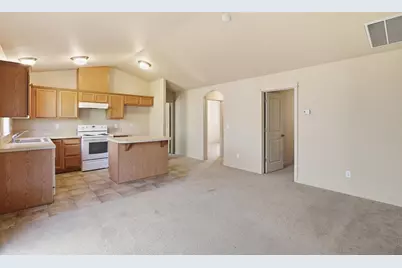 2879 NE Jackdaw Drive, Bend, OR 97701 - Photo 15