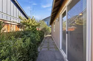 2879 NE Jackdaw Dr, Bend, OR 97701 - Photo 25