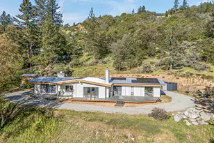 2555 Old Military Rd, Central Point, OR 97502 - Photo 27