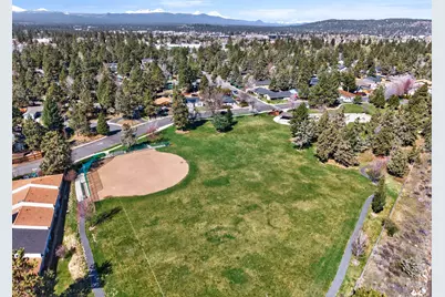 908 SE Stratford Court, Bend, OR 97702 - Photo 23