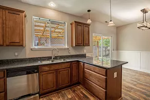 2702 Eagle Creek Dr, White City, OR 97503 - Photo 17