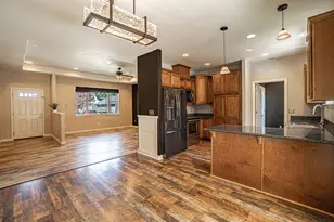 2702 Eagle Creek Dr, White City, OR 97503 - Photo 13