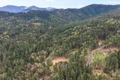 425 Bonnie Lane, Grants Pass, OR 97527 - Photo 33