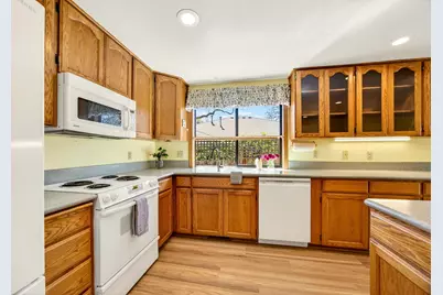 1027 Oak Knoll Drive, Ashland, OR 97520 - Photo 11