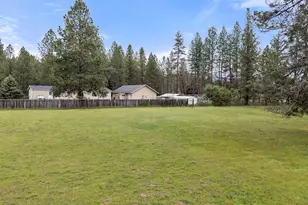 315 Queens Branch Rd, Rogue River, OR 97537 - Photo 33